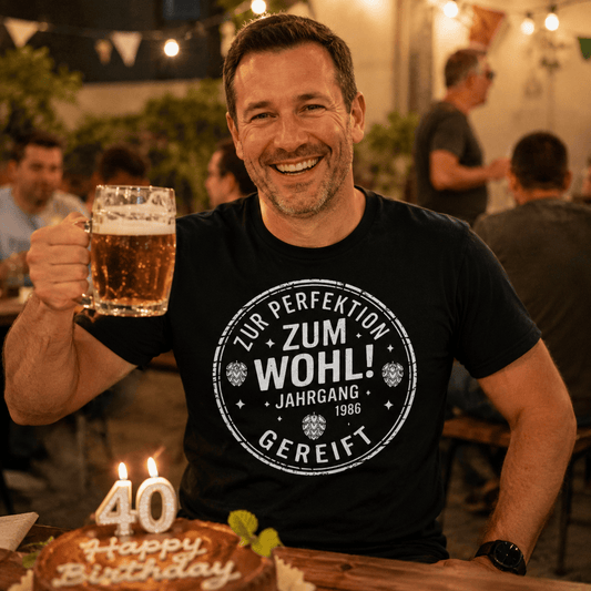 Zum Wohl! Geburtstag T-Shirt — Jahrgang 1986 -T-ShirtBull