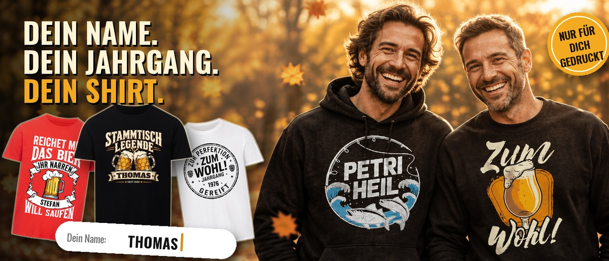 Personalisierte Shirts: Dein Name, dein Jahrgang, dein Shirt – zwei Männer im Herbstpark mit Shirt-Auswahl