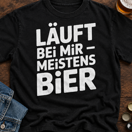 Läuft Bei Mir T-Shirt - Flatlay - T-ShirtBull